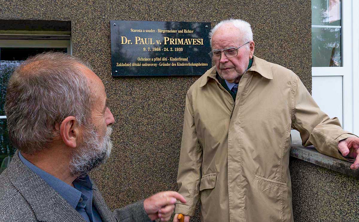 Pamětní deska bývalému starostovi Paulu Primavesimu odhalena…