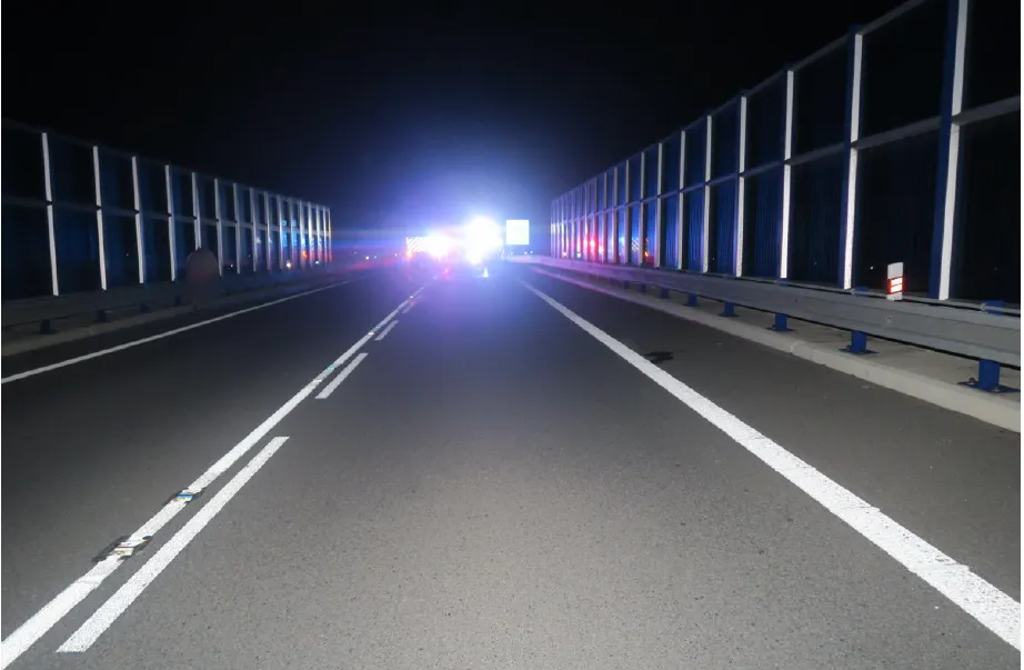 Tragická nehoda na obchvatu Krnova: motocyklista zemřel, policie hledá svědky